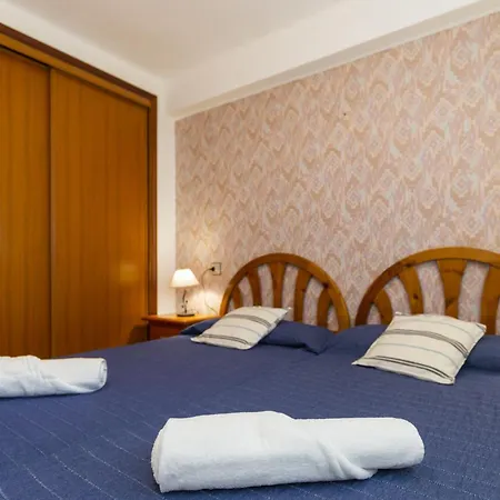 Corona Apartment Salou