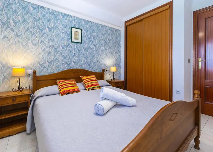 شقة Corona Apartment