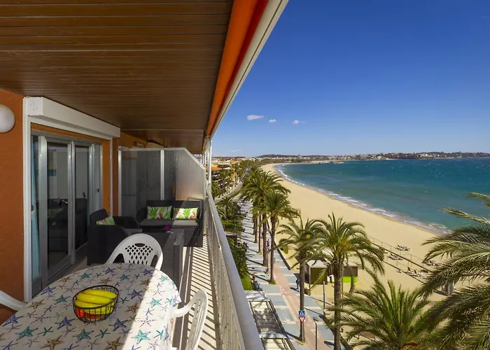 Corona Apartment Appartement *